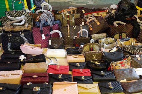 fake bags at the airport|can you bring designer bags on airplanes.